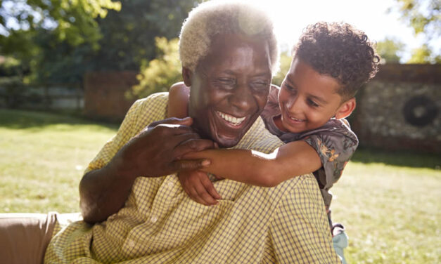 Holiday fun that doesn’t break the bank – inexpensive activities for grandparents