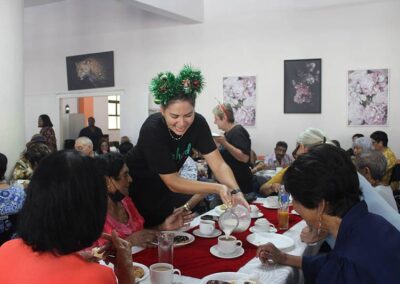 The Robinhood Foundation visit Kings Hall